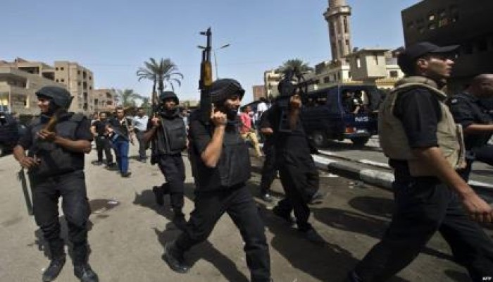 مصادر: ضحايا الداخلية برصاصها .. وارتباك بالوزارة لوجود شكوك في الجنود