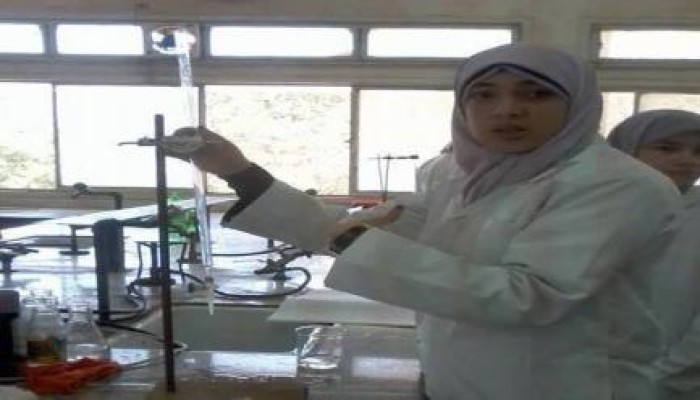 والدة الحره دارين مطاوع المعتقله فى سجن القناطر تروي شهادتها عن الانتهاكات ضد المعتقلات