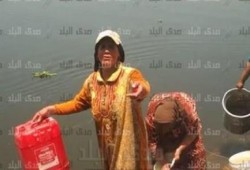 بالفيديو : في عهد السفاح عزبة السودة بالدقهلية  بلا مياه منذ 3 شهور