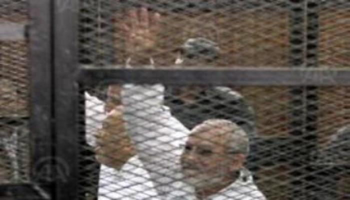 د. محمد بديع: الانقلاب فشل في إدارة البلاد وسيزول قريبا