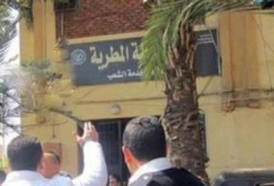 مصرع احد المحتجزين بقسم المطرية ووالده يتهم ضابط