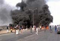 الانفلات الامنى يضرب شمال سيناء والجيش مشغول بمطاردة واعتقال انصار الشرعية