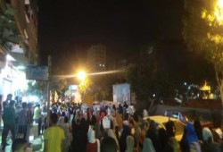 بالصور - حلوان : مسيرة ليلية ضد الانقلاب العسكري بحلوان وسط تفاعل كبير من الأهالي
