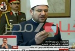 وزير أوقاف العـ** :  انتشار لافتات "هل صليت على النبى" مريب وخبيث