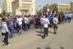 ثوار كفرالشيخ يتظاهرون بشارع الجامعة ضد الانقلاب العسكري