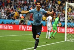 فيديو .. إنجلترا تغادر المونديال بأقدام "سواريز" نجم ليفربول الانجليزي