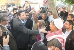 "وزير الغلابة الباسم"...أوراقه في الطريق إلى المفتي