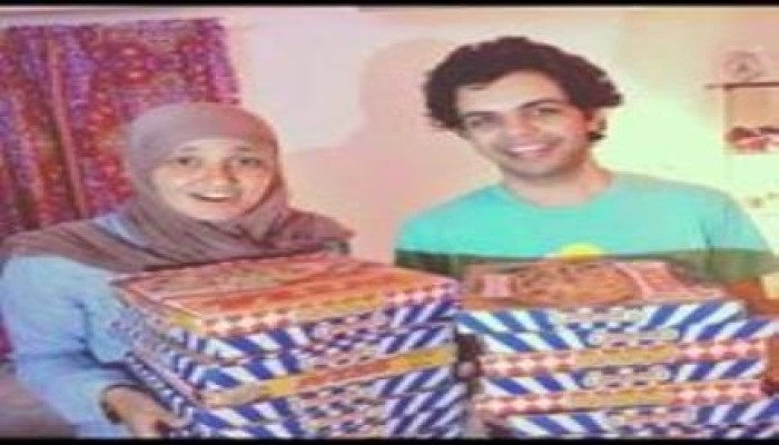 صورة وتعليق  البطل عبد الله الشامي وزوجته يأكلون لعام مضى