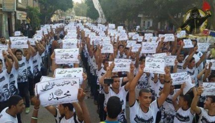 أولتراس "مصر سياسي" ينظم مسيرة رافضة للانقلاب في "أبو رواش"