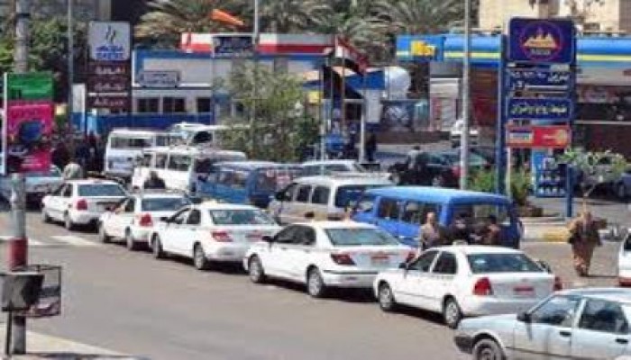 أزمة الوقود الطاحنة بالاسكندرية تتواصل بقوة