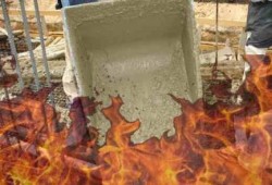 مجهولون يشعلون النار في مصنع أسمنت بالعريش