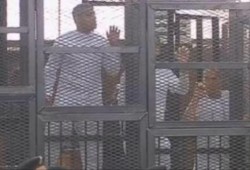 الجنايات الانقلابية  تقضي بالسجن المشدد 10 و7 سنوات على صحفيي الجزيرة وبراءة أنس البلتاجي