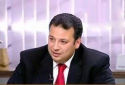 "عزام" يدعو المعتقلين لمقاطعة قضاء العسكر وإسقاط شرعيته