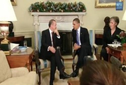 بالفيديو :اردوغان يرد على اوباما بالمثل بعد أن وضع الأخير قدم على قدم