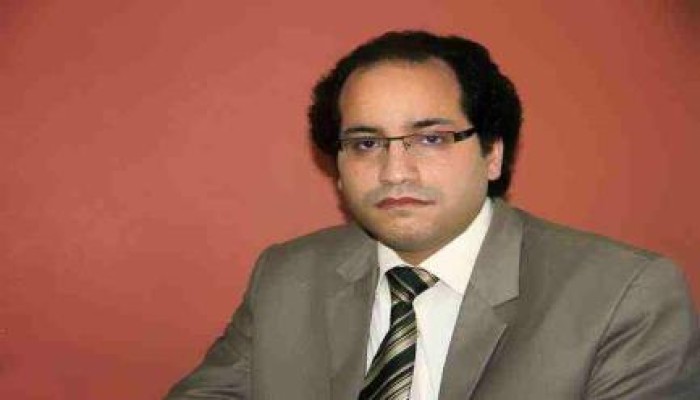 القباني : خطاب السيسي تمهيد لرفع الدعم .. وعليه الرحيل