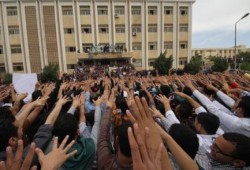 قضاء البيادة يواصل السقوط: أحكام بين 3 إلي 15 عاما لطلاب بالمنصورة والقاهرة