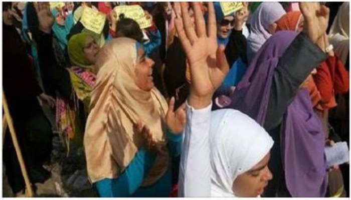 المنوفية تنتفض بمسيرة لنساء ضد الانقلاب يطالبن بإنهاء الانقلاب