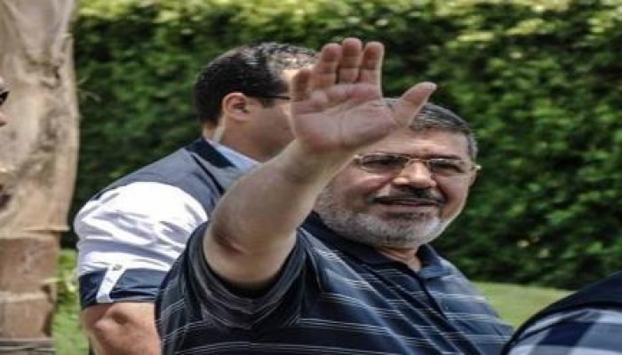 الرئيس مرسي يهنئ الشعب المصري بشهر رمضان و يرسل لهم برقية بعنوان " زاد الثورة في رمضان"