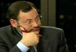 الإعلامي " أحمد منصور " يكتب : سجن العزولي.. غوانتانامو مصر !