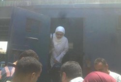 انقذوا "سارة خالد" من سجون الانقلاب