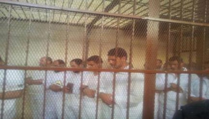 معتقلو سجن جمصة يحتفلون بتخريج 25 حافظًا للقرآن