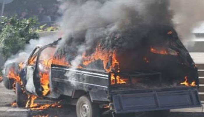 حركة "جيفارا" تشعل النيران في سيارة ضابط شرطة بالإسماعيلية