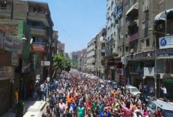 بالفيديو و الصور : ثوار المطرية يخرجون في مسيرة حاشدة من مسجد النور المحمدي