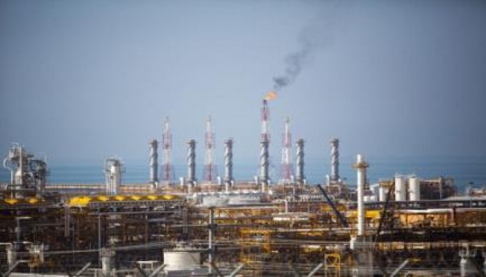 لماذا أظلمت مصر فجأة ؟ .. 9 أسئلة حول أزمة الغاز وإمبراطورية المخابرات ودور الصهاينة