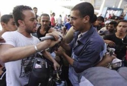 معارك الوقود.. اشتباكات بالأعيرة النارية بإحدى محطات القليوبية ومشادات بسبب زيادة الأجرة