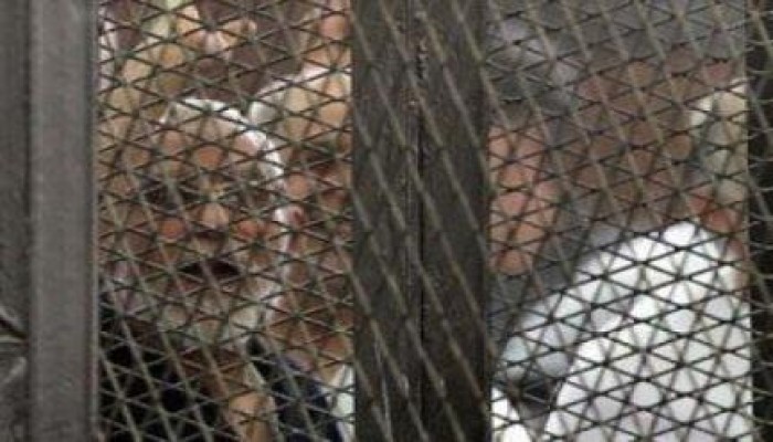 قضاء العسكر يقضي بالإعدام لـ10معارضين وبالمؤبد لفضيلة المرشد والبلتاجي وحجازي وعودة وياسين