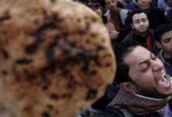 انذار.."ثورة الجياع" على أبواب القاهرة بعد زيادة الأسعار ( تقرير )