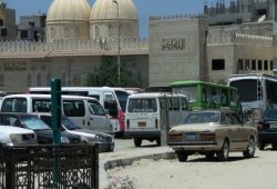 إضراب سائقي السرفيس بالعريش يشل الحركة بالمحافظة