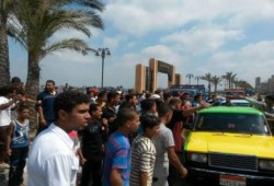 امن الانقلاب يفرق وقفه احتجاجيه لصيادي رشيد احتجاجا علي ارتفاع اسعار السولار