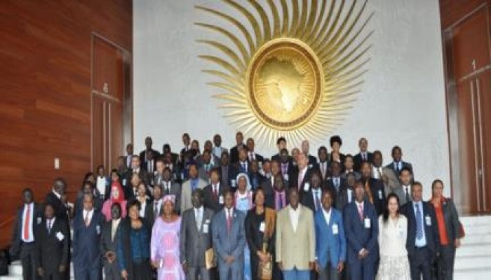 قانونية الثورة تكذب اعلام الانقلاب وتوضح الأكاذيب بعدم قبول الدعاوى أمام المحكمة الافريقية