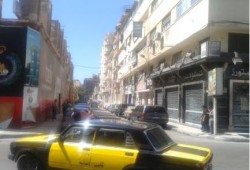 بعد غرامات الانقلاب عليهم .. أصحاب المحال التجارية بالإسكندرية يعلقون :" موت وخراب ديار"