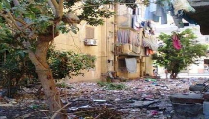 بالصور : مستشفى الصدر بالمنزلة دقهلية مقلب قمامة .. ومجلس المدينة والصحة فى نوم عميق !!