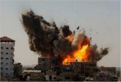 صحف عبرية: جنرالات مصر "يستمتعون" بالضربات التي يوجهها الجيش الصهيوني لغزة