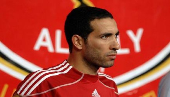 أبو تريكة ينفى تهربه من الضرائب ويتحدى أقزام الانقلاب