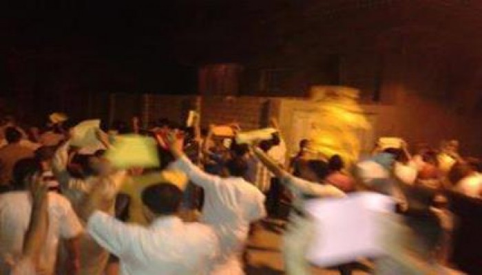 البحيرة: مسيرة ليلية حاشدة لأهالي أدكو دعمًا لعودة الشرعية والاستقرار