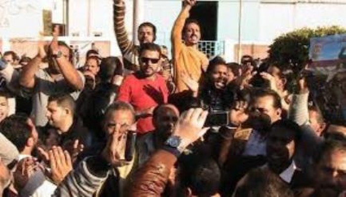 قوات أمن الانقلاب تعتدي علي العاملين بشركة النيل للمفروشات فجرا