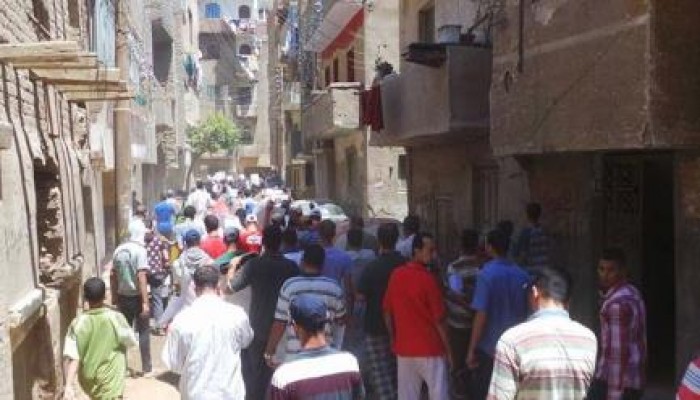 الفيوم : انطلاق أول مسيرات مدينة الفيوم من أمام مسجد المنتزة بأعداد حاشدة رافضة للانقلاب