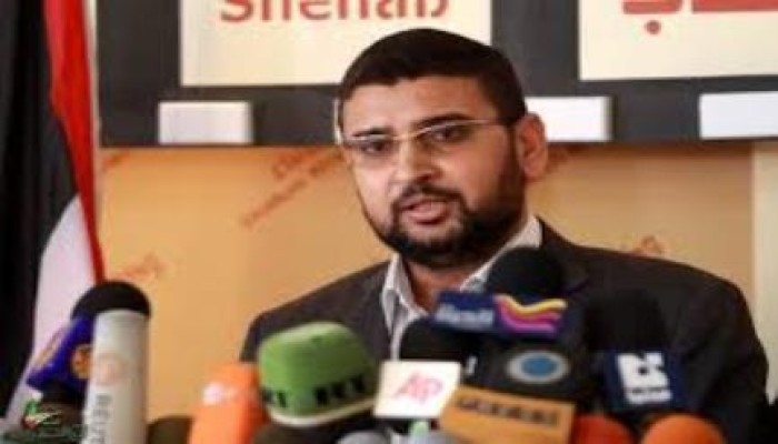 ابوزهرى : السلطة تعمل كطرف ثالث وسيط بين الاحتلال والمقاومة وكأنها ليست مع الشعب الفلسطينى
