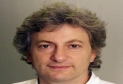 هيرست: مبادرة السيسي صهيونية.. وموت لدور مصر التاريخي