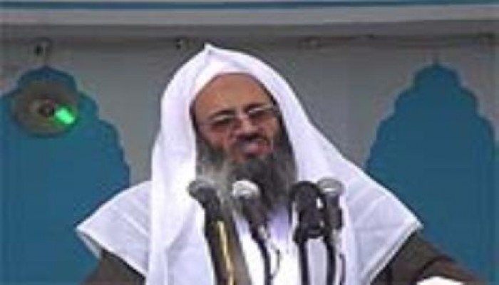 منع إمام أهل السنة في إيران من السفر