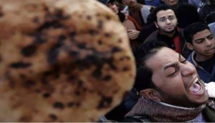 عجز الموازنة ينتهي بحرق المصريين بنيران التضخم