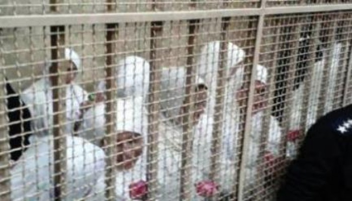 نشطاء يطلقون حملة للإفراج عن الفتيات والنساء المعتقلات بسجون الانقلاب