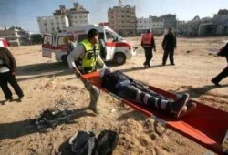 استشهاد مصور ومسعف بحي الشجاعية في اعتداء صهيوني