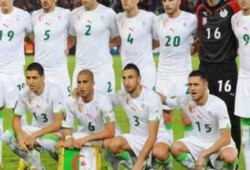 منتخب الجزائر لكرة القدم يتبرع بـ100ألف دولار لـ"غزة"