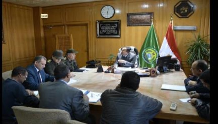 الانقلاب ينفق 18.5 مليون جنيه لتطوير طريق البلاجات رغم انهيار البنية التحتية بالإسماعيلية