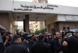 أطباء مستشفي شرق المدينة يصرون علي تقديم الخدمات بالمجان